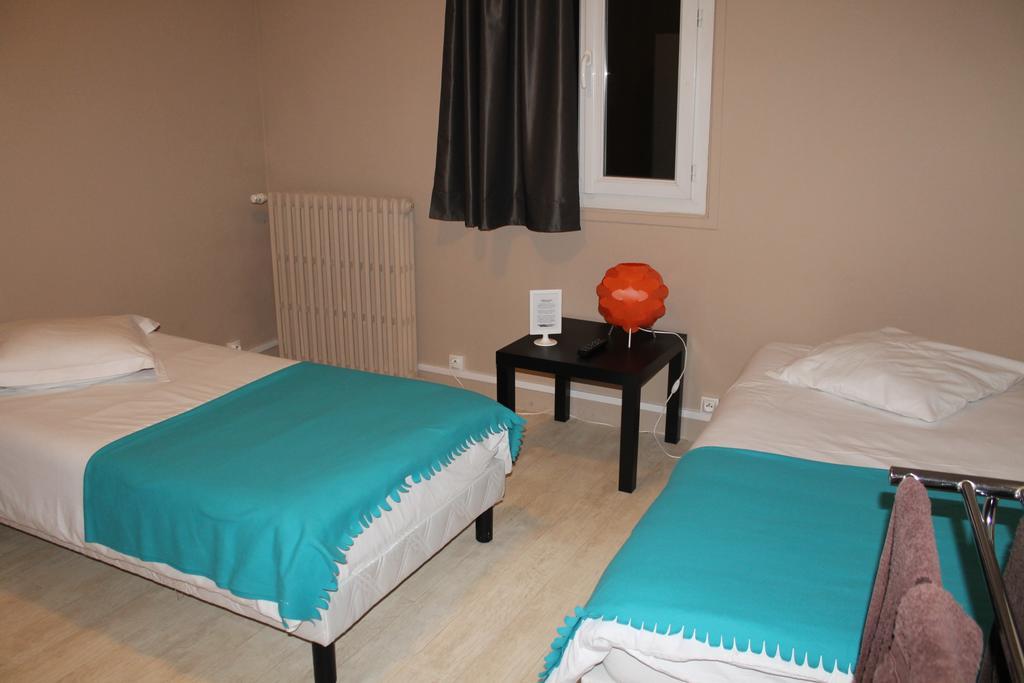 Le Bellevue Lisieux Hotel Стая снимка