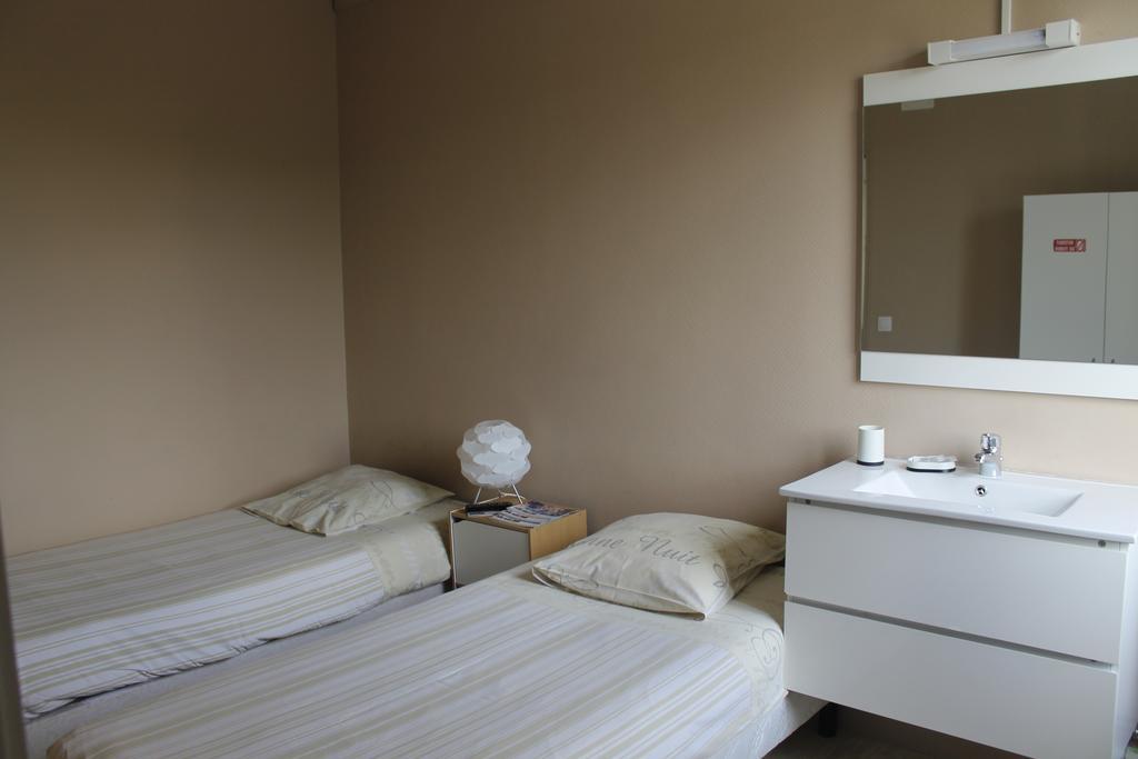 Le Bellevue Lisieux Hotel Екстериор снимка