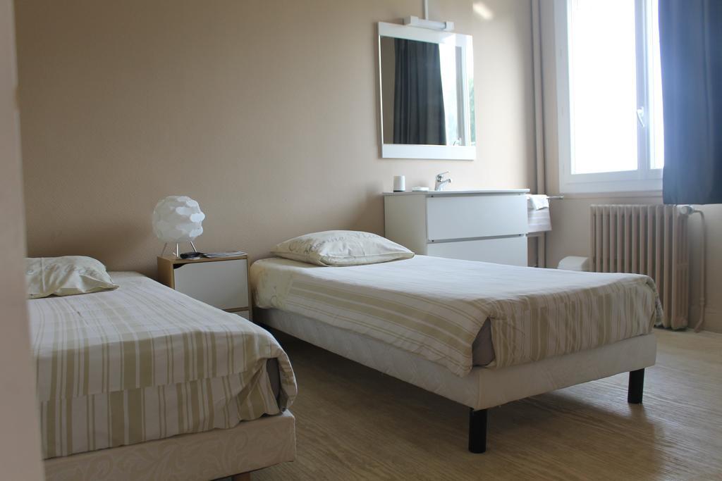 Le Bellevue Lisieux Hotel Екстериор снимка